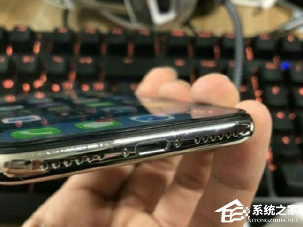 刚半个月就不行了!苹果iPhone X惊曝掉漆门